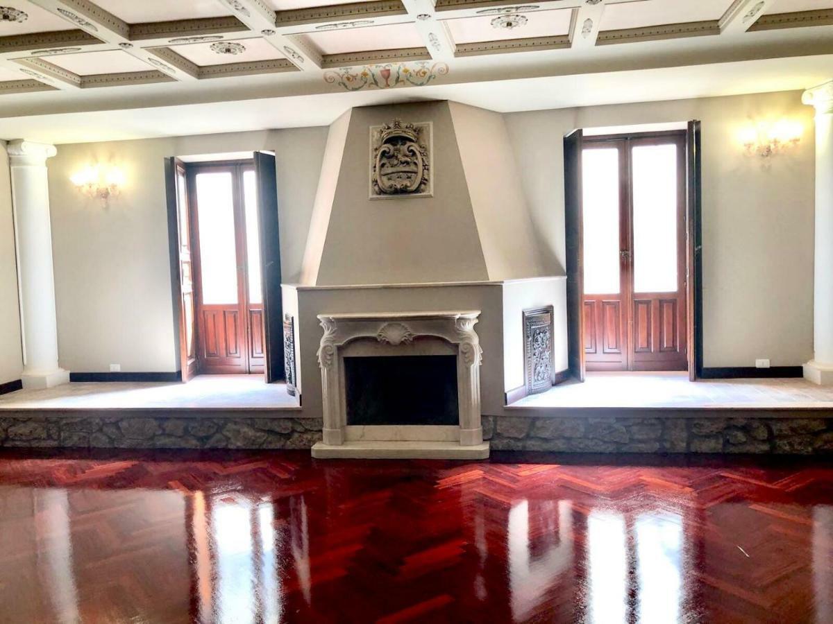 Nettuno Suite Syracuse Exterior photo